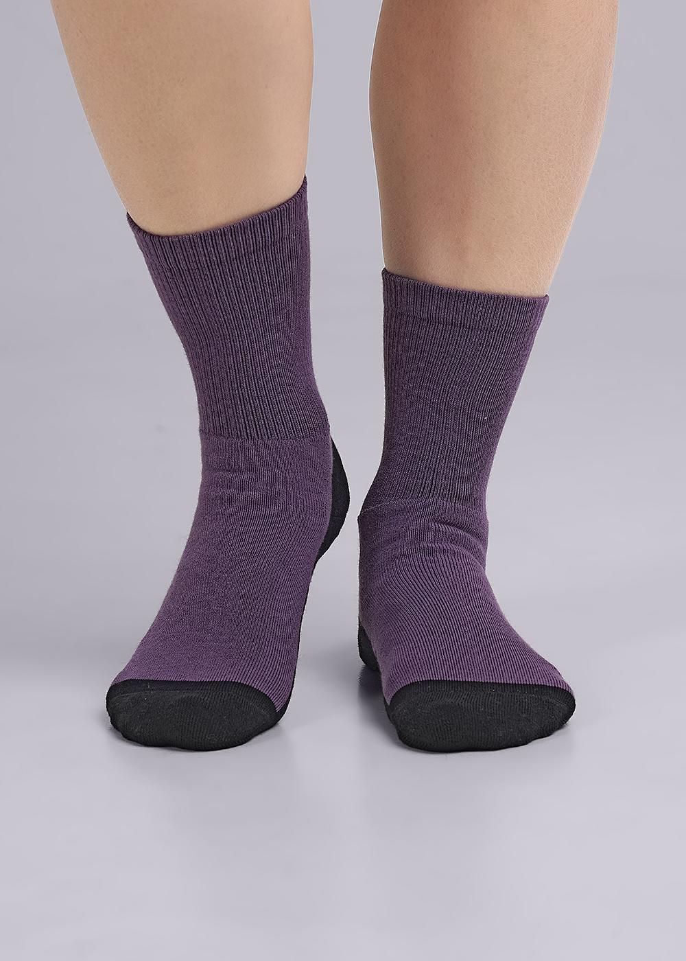 фиолетовый