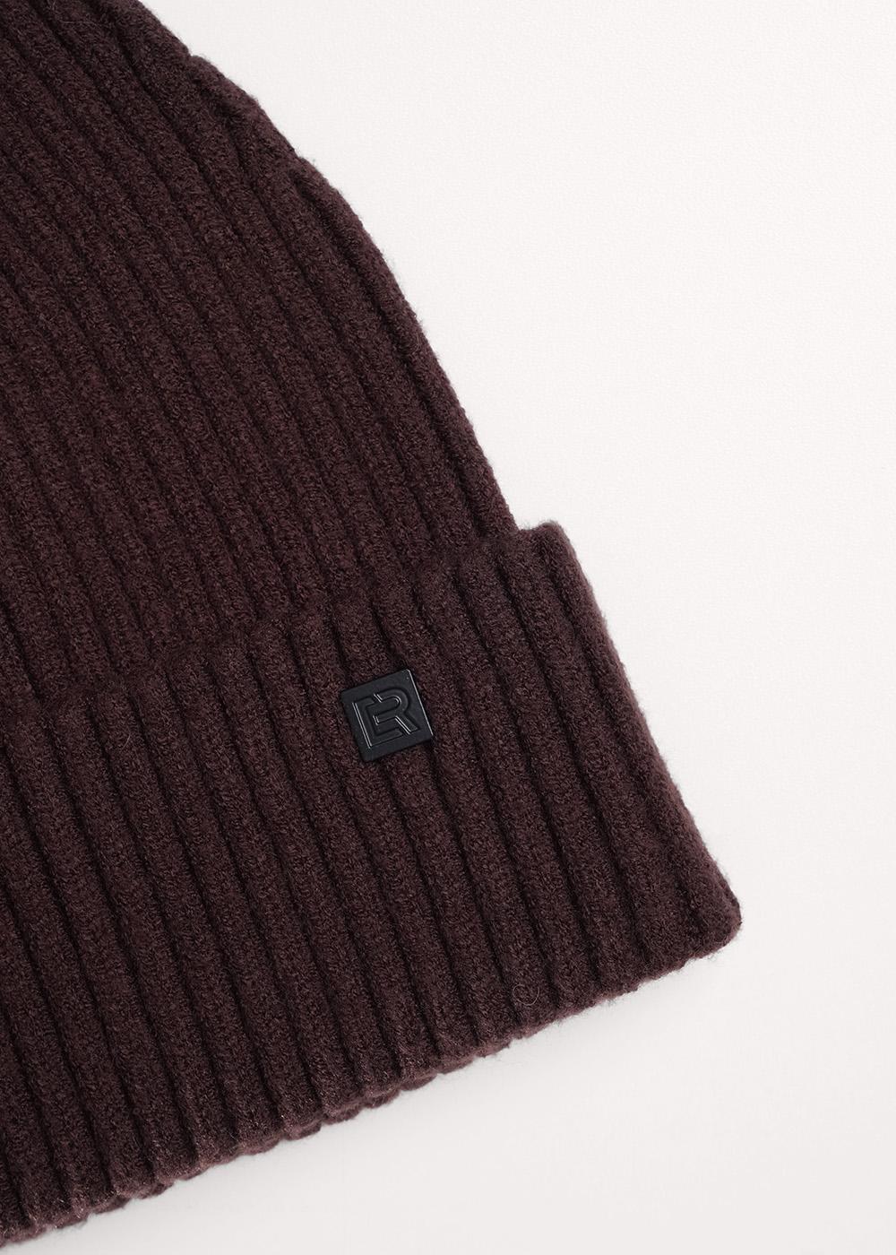 CLE 464615вн Шапка мужская