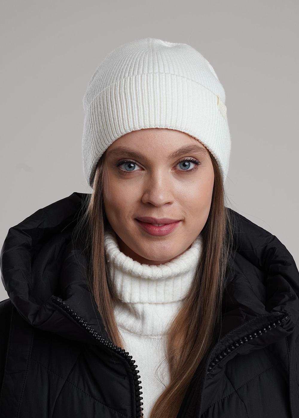 CLE 564645вн Шапка женская