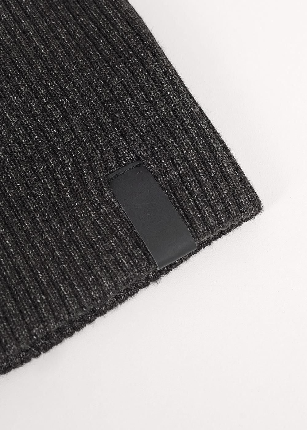 CLE 423598вн Шапка