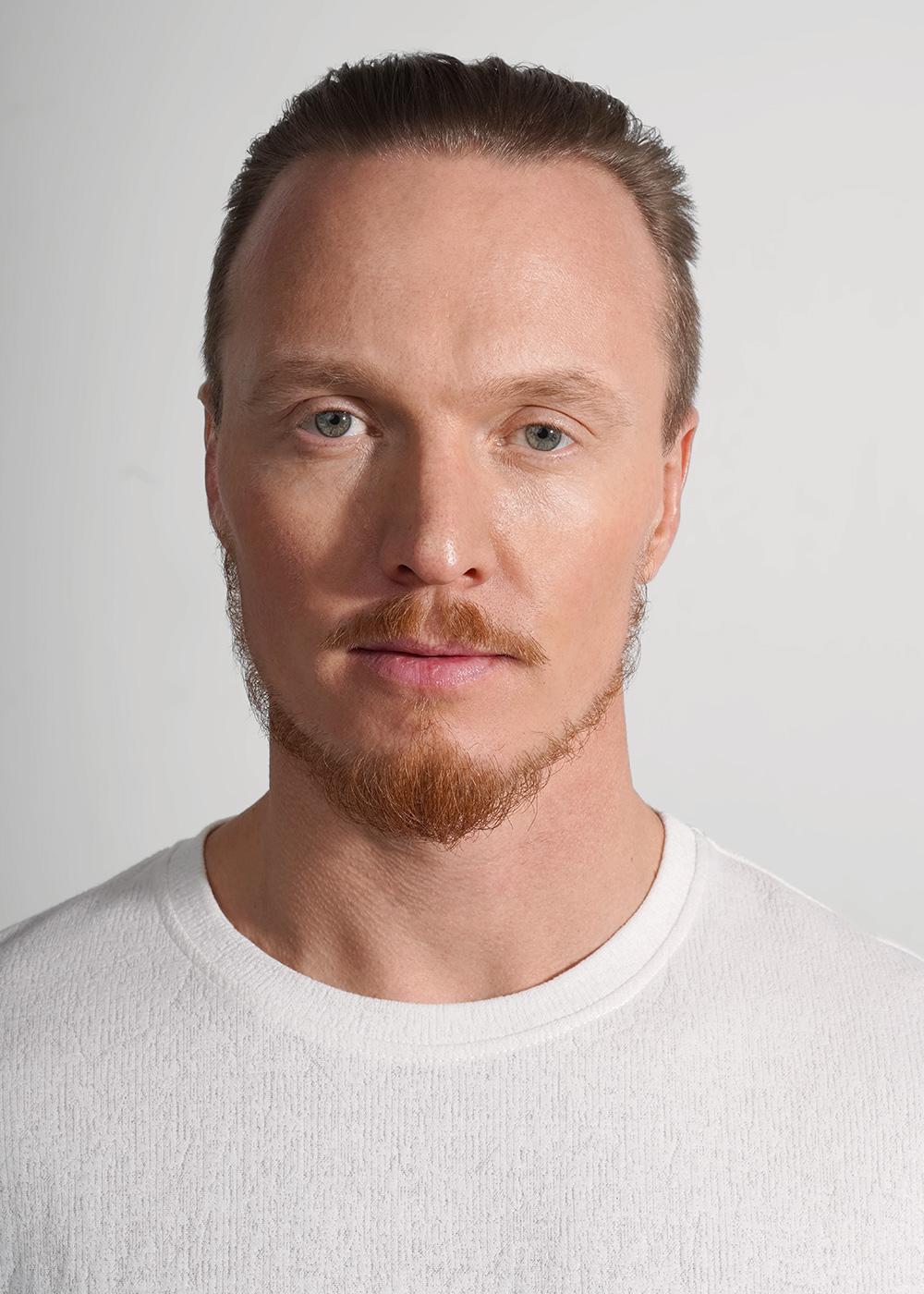 CLE 562672/10ииж Футболка мужская