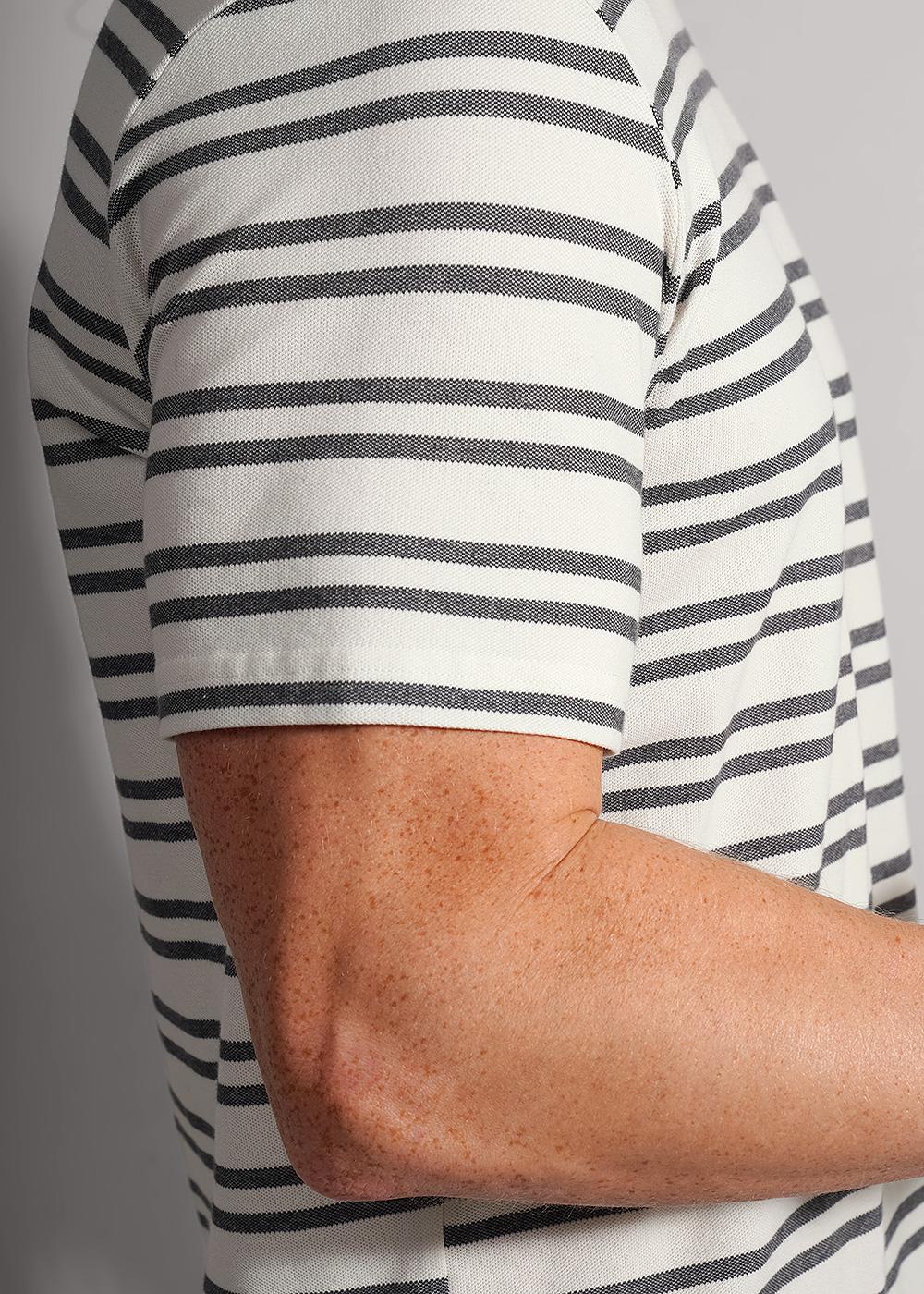 CLE 562676/11злн maxi(макси) Футболка мужская