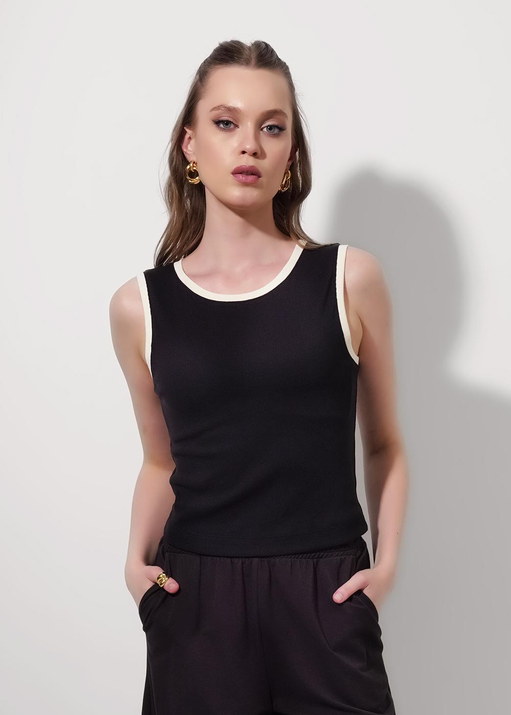 CLE 256851/172шв Майка женская