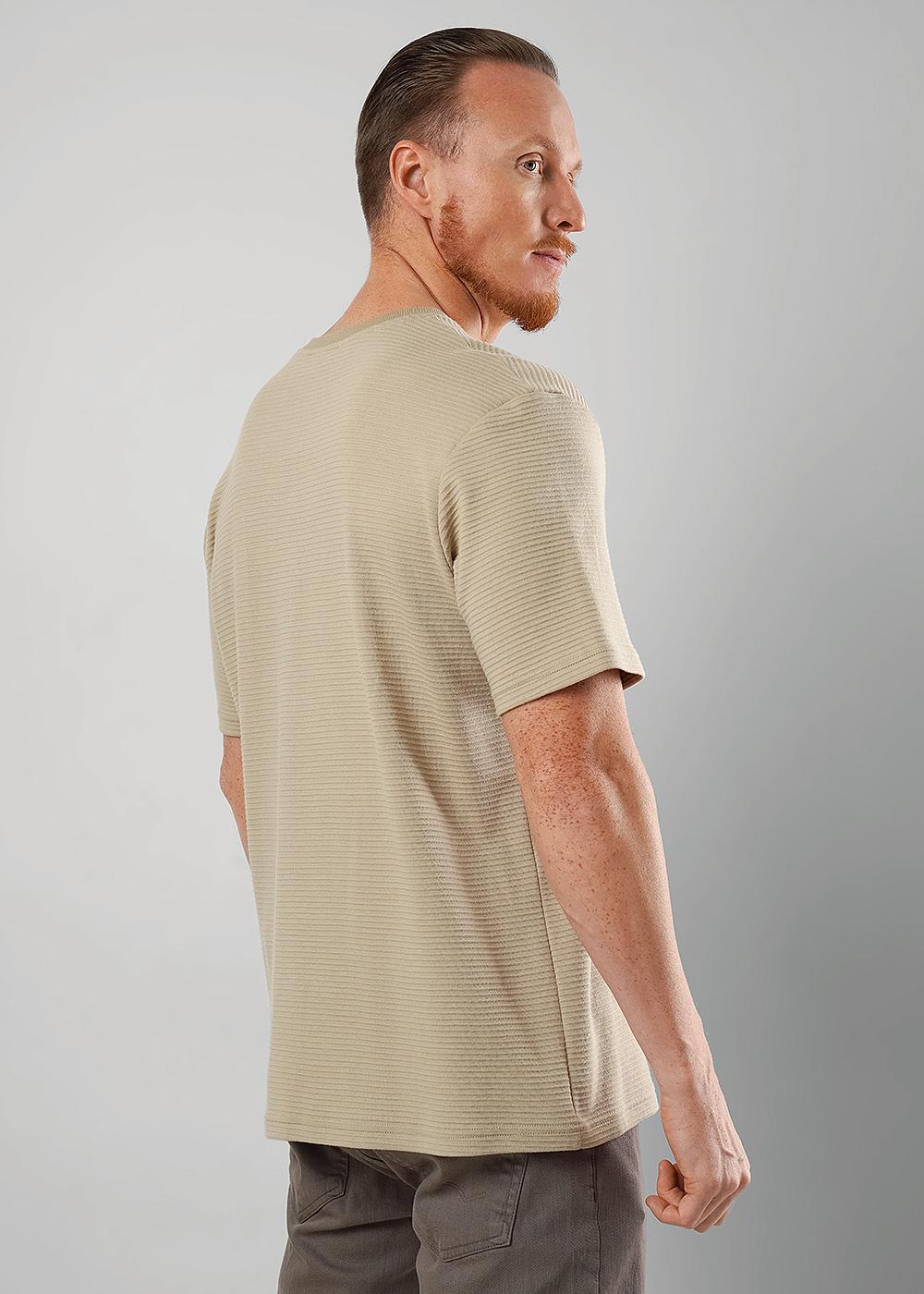 CLE 562682/11вэ Футболка мужская